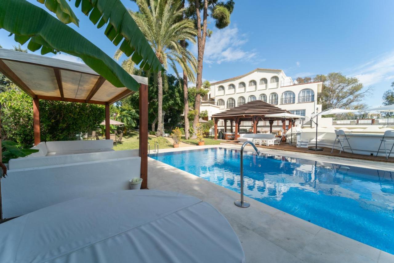 Casadelmar Marbella Aparthotel Bagian luar foto