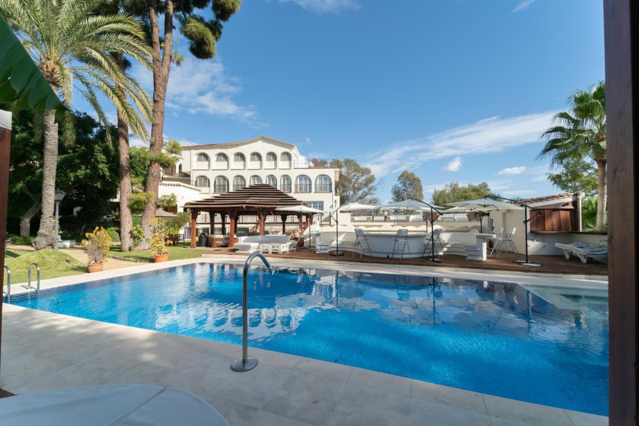 Casadelmar Marbella Aparthotel Bagian luar foto