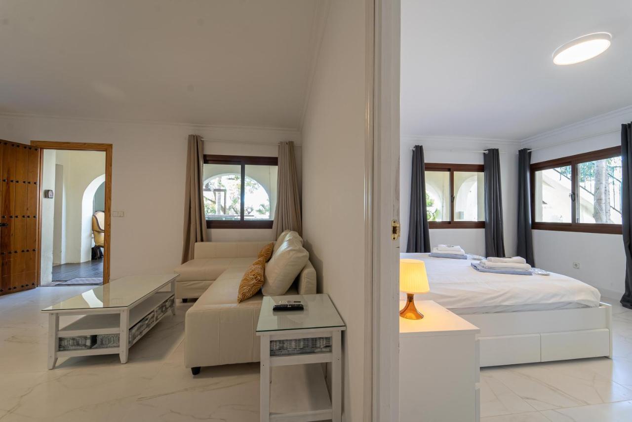 Casadelmar Marbella Aparthotel Bagian luar foto